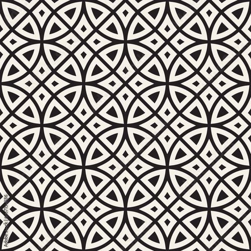 Vector seamless pattern. Repeating geometric abstract elements. Stylish monochrome background design.