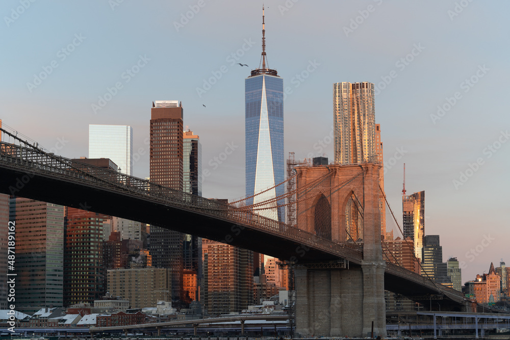Fototapeta premium Manhattan Skyline - sunrise