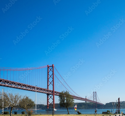 Leisure activities by Tagus river and the 25th April bridge