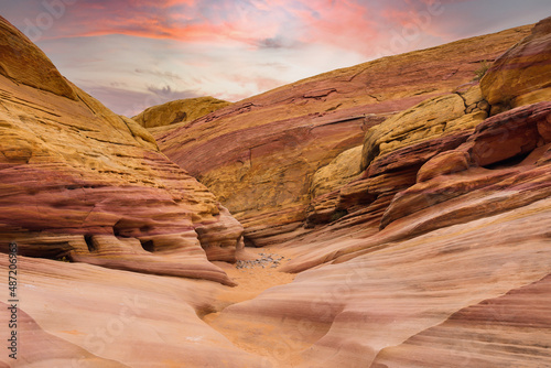 Fire Valley's red rock pallet