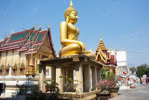 Buddha statue and monk monument of Wat Pracha Rat Bamrung or Rang Man temple for thai people and foreign traveler travel visit respect praying holy mystery at Kamphaeng Saen in Nakhon Pathom, Thailand © tuayai