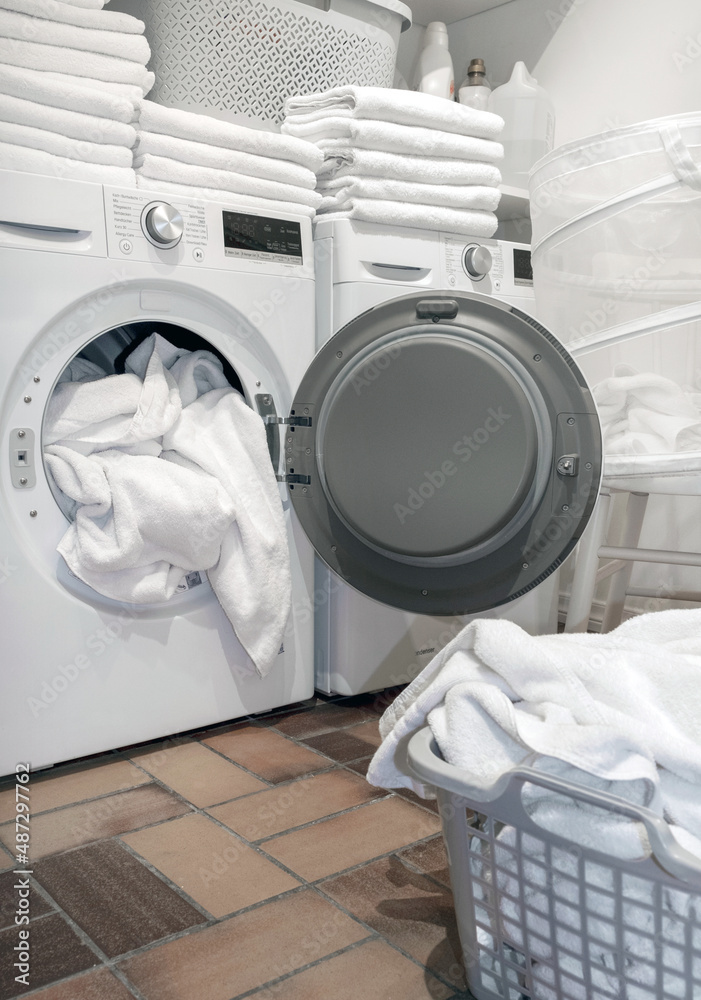 wash dry towel door laundry washing machine hotel wash dry towel door laundry washing machine hotel