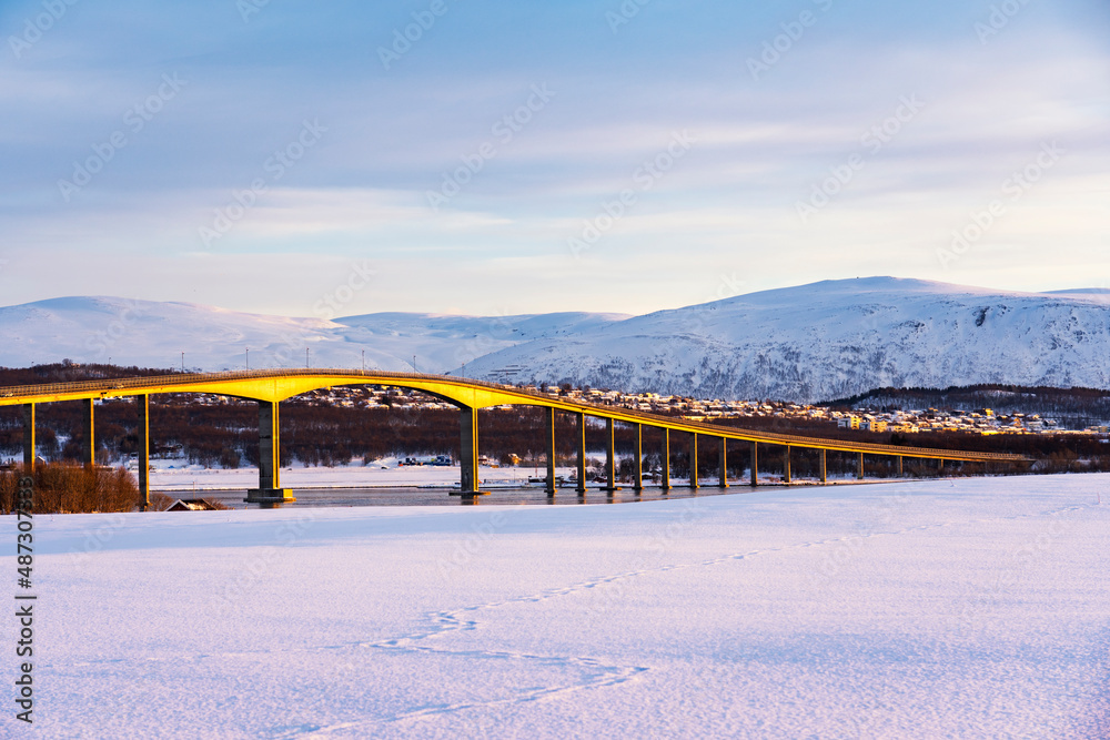 Bridge connecting the Tromsø to its islands in Norway Bridge connecting the Tromsø to its islands in Norway