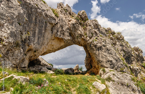 La forada or foradada arch is a pectacular stone arch, of great beauty, from which to observe the entire Vall de Gallinera, declared a Natural Site by the Generalitat Valenciana. Alicante, Spain