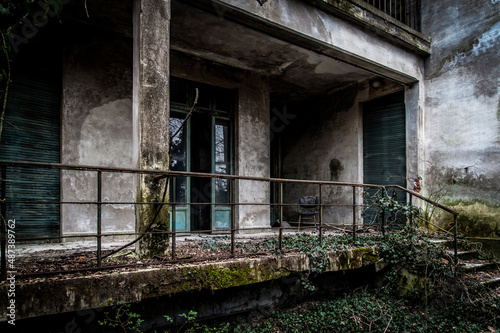 Fotografie February 2022, abandoned asylum in northern Italy. urbex