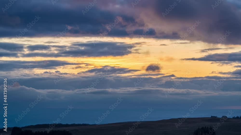 Lights and Shadows in the Sky Last Sunlights Acrosse the Clouds Lights and Shadows in the Sky Last Sunlights Acrosse the Clouds