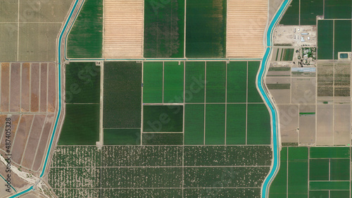 irrigation canals, fields, cultivated fields, ploughed fields and land consolidation looking down aerial view from above, bird’s eye view irrigation canals and fields, California, USA