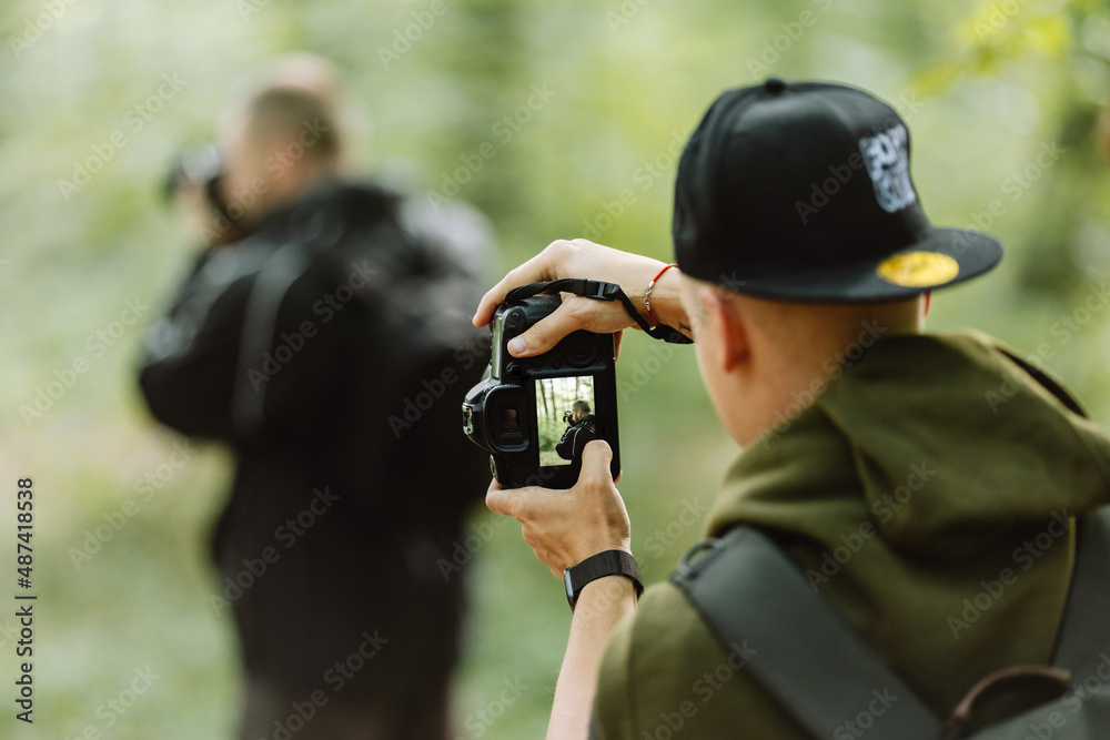 Photographers photograph nature Photographers photograph nature