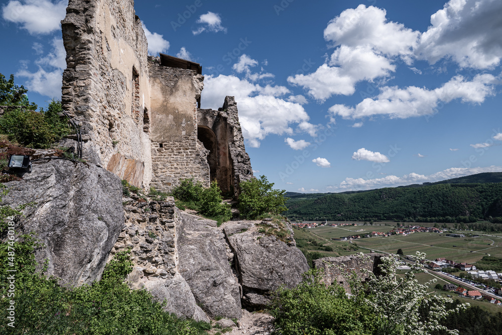Blick von der Ruine Dürnstein ins Tal