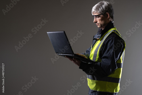Laptop engineer. Experience...