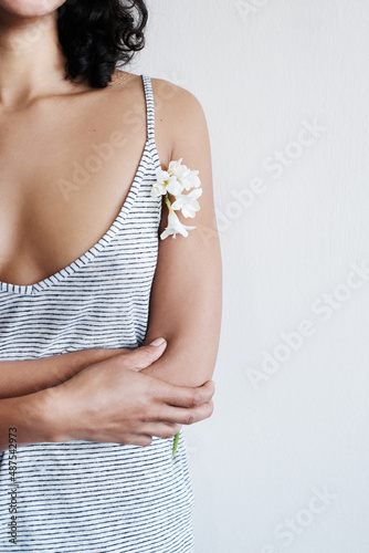 Keeping her underarms smelling florally fresh photo