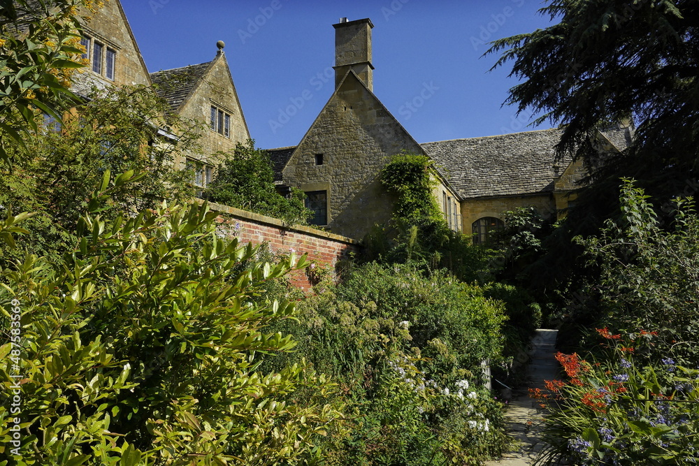hidcote manor gardens cotswolds gloucestershire england uk