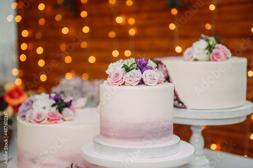 A cascade of cakes for a wedding 3891.