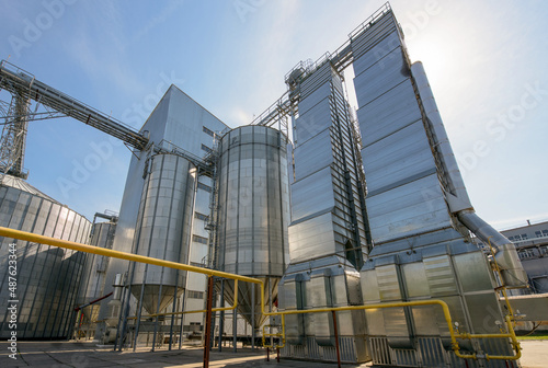 Grain warehouse