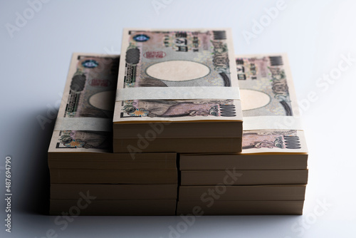 百万円の札束（帯封）お金・金融イメージ photo