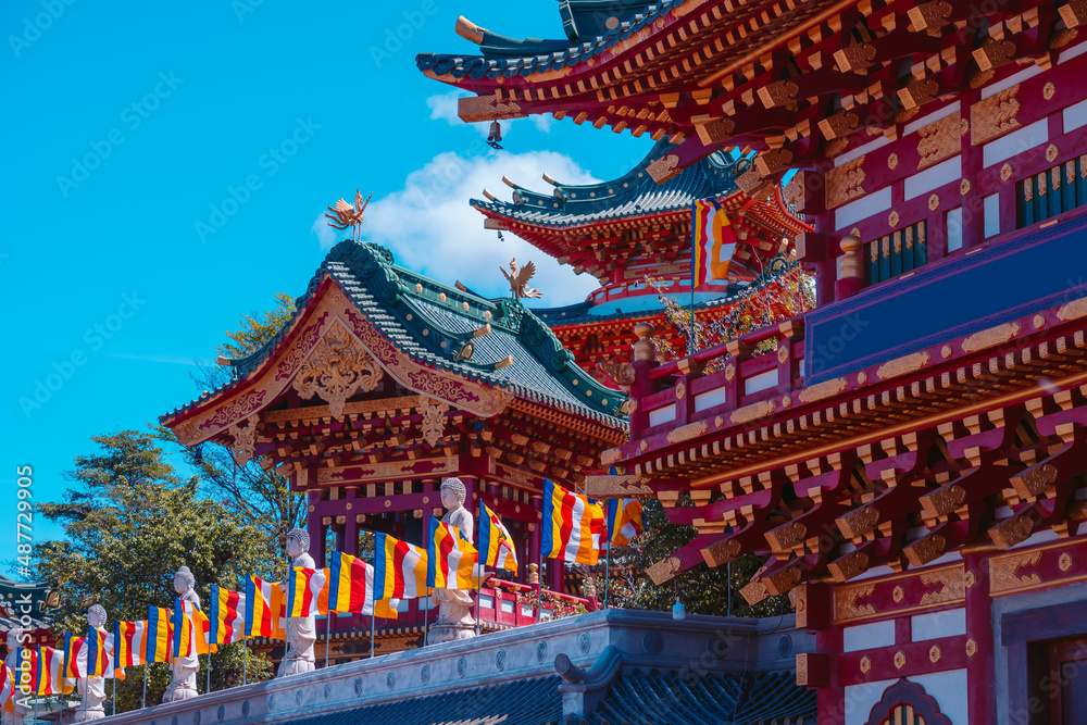 Obraz premium Minh Thanh pagoda, a majestic Buddhist architectural structure in Pleiku city in Vietnam, with unique architecture portraying the philosophy of Vijayanagar Buddhism