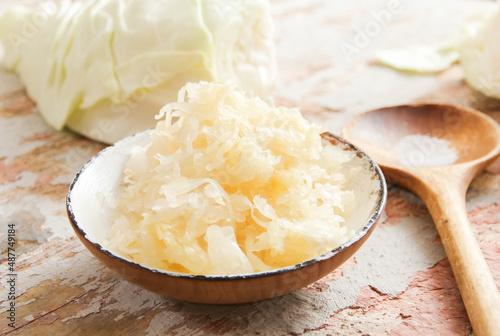 Sauerkraut fermentation selber machen einlegen  photo