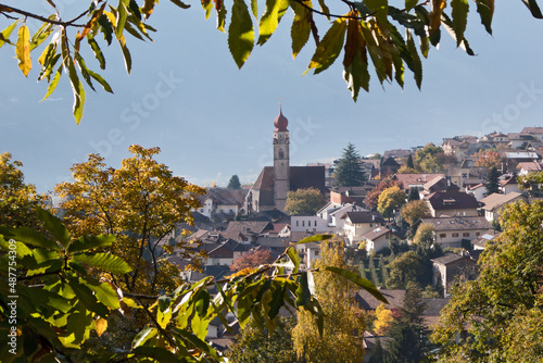 blick vom waalweg auf ein dorf im vinschgau (südtirol) photo