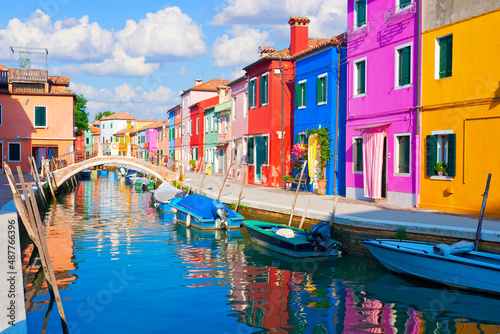 Farbenfrohe Insel Burano, Venedig, Italien © santosha57