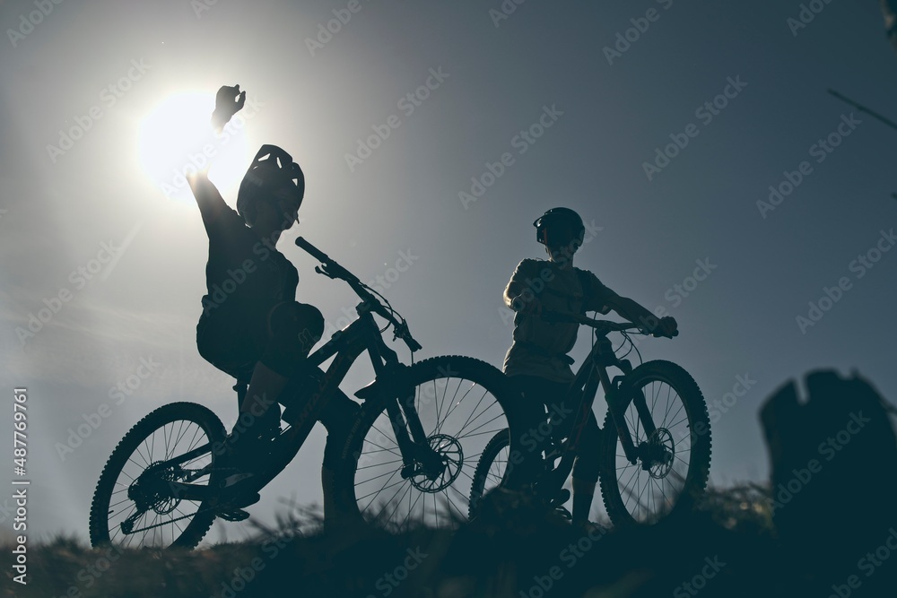 Obraz premium VTT vélo de montagne sports extrêmes réussite objectif atteint flex