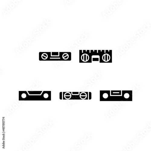 Level set icon isolated on white background