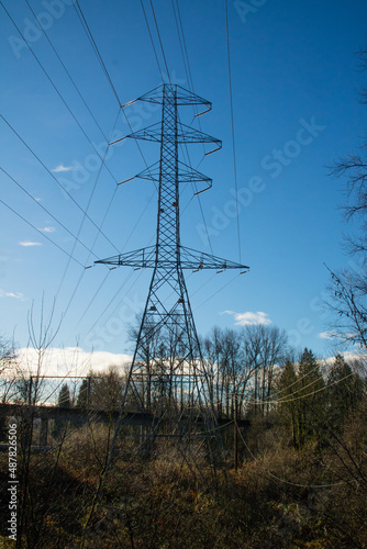 torre de transmissão de energia eletrica photo