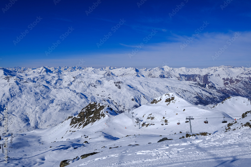 Obraz premium Les Menuires , une station de sports d'hiver de la vallée de la Tarentaise