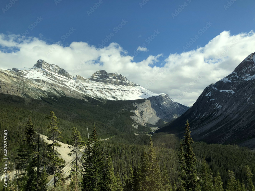 Fototapeta premium Canadian Rockies