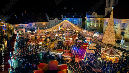Fototapeta Naklejka Na Ścianę i Meble -  Christmas fair in Sibiu, Romania.