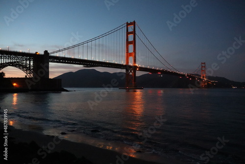 Golden Gate Bridge, San Francisco © chloeguedy