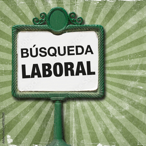 Panel de anuncios, vintage comic style, aviso de reclutamiento de personal. 