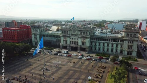 Video de dron del Palacio Nacional de la Cultura, el edificio principal del Estado y gobierno al igual que museo, ubicado en el Centro Histórico en la zona 1 de la Ciudad de Guatemala, Guatemala. photo