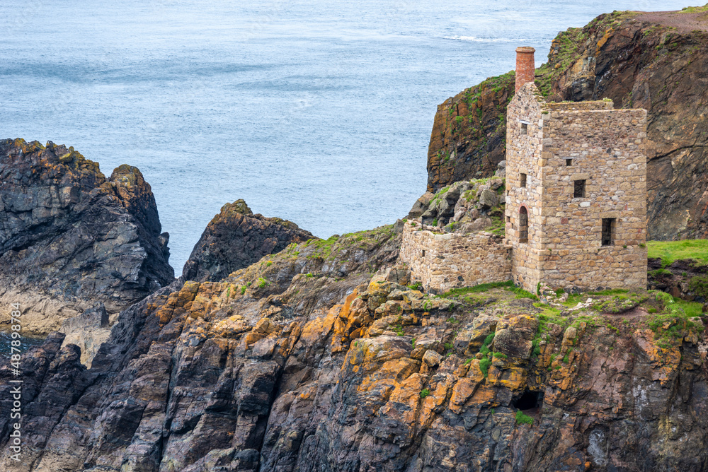 Botallack tin mines,perched delicately on the cliffs in West Penwith.Cornwall,United Kingdom.