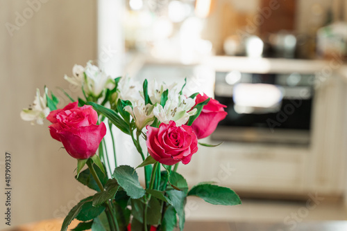 Wallpaper Mural bouquet of roses Torontodigital.ca