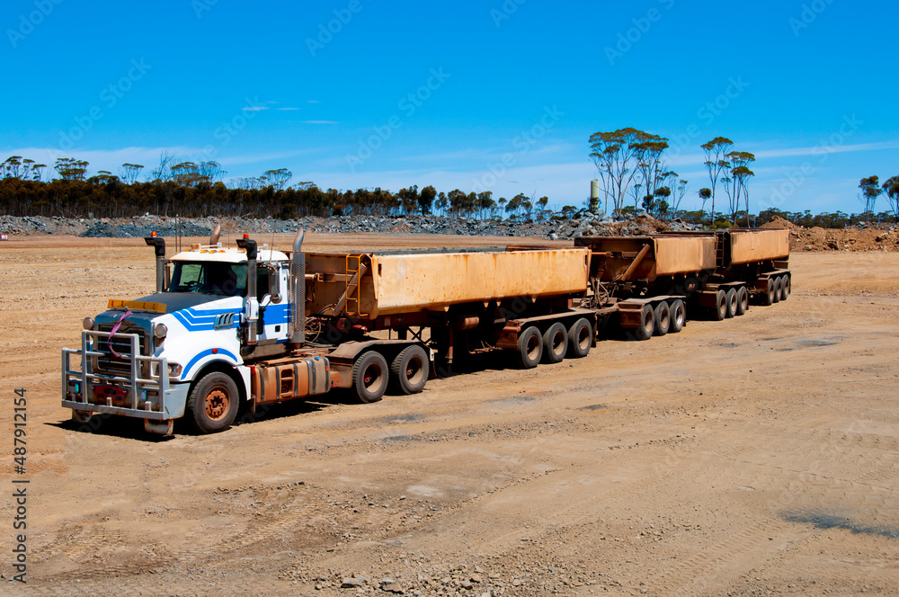 Obraz premium Industrial Road Train - Australia