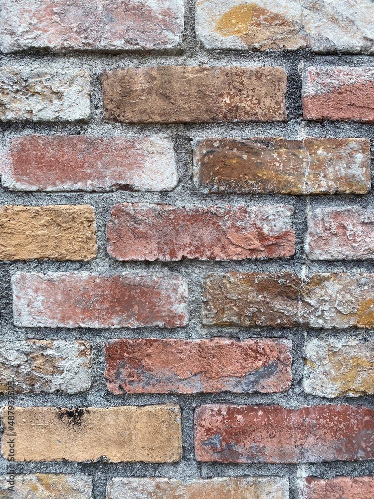 古びたレンガ