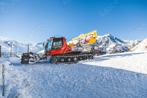 snow removal equipment, snow bulldozer.