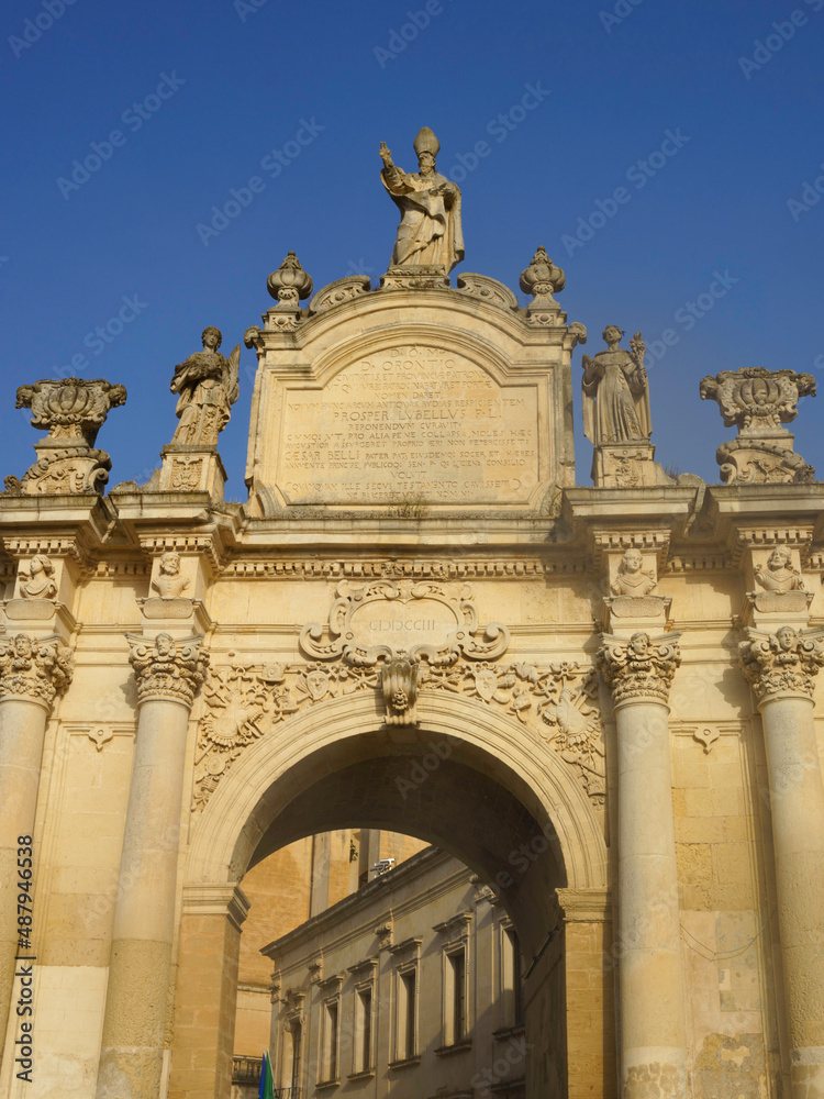 Lecce: Porta Rudiae, ancient arch