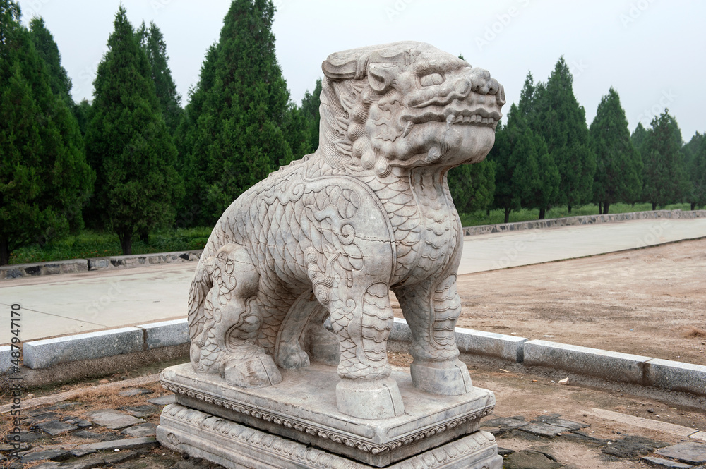 China's largest and most complete ancient architecture imperial mausoleum group - stone statues of the eastern tombs of the Qing Dynasty, a world cultural heritage