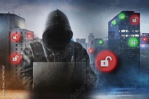 Quadro em tela hacker breaks into the security system in the house