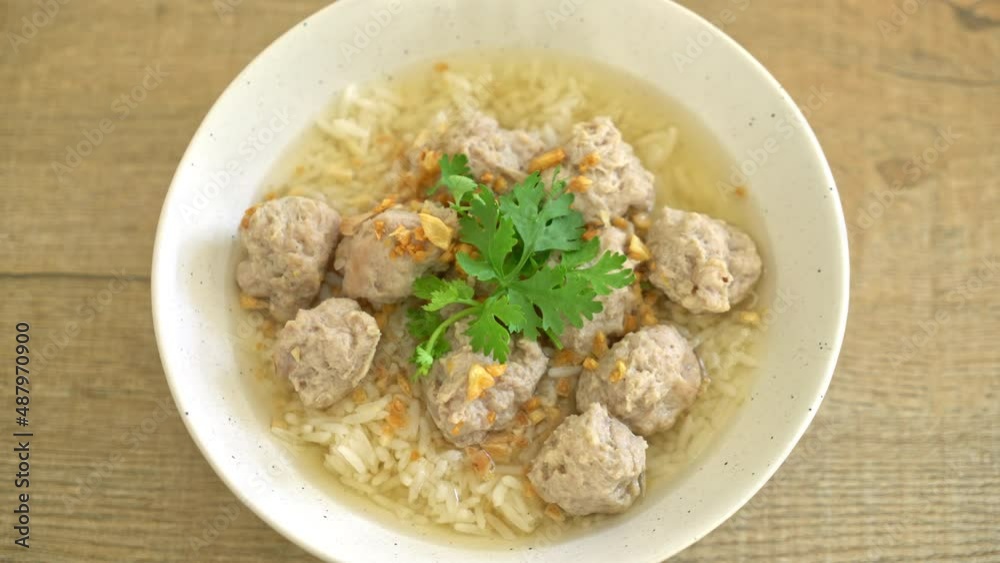 Homemade Boiled Rice with Pork Bowl Homemade Boiled Rice with Pork Bowl