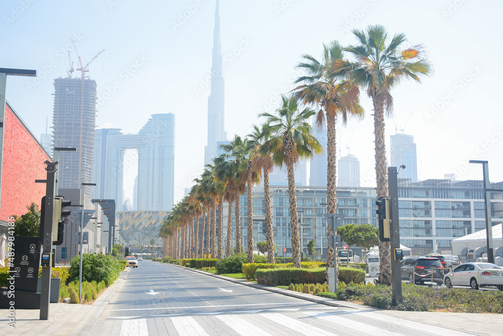 Naklejka premium Dubai, UAE - February 3, 2022: View to Burj Khalifa and sky line from Al Wasl district