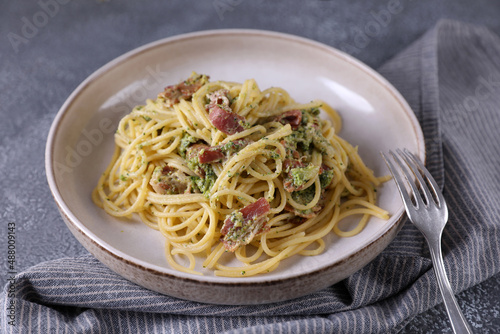 Gluter Free Spaghetti with Broccoli and Bacon