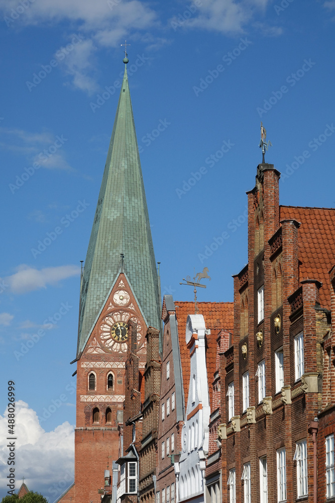 Altstadt und Johanniskirche in Lüneburg