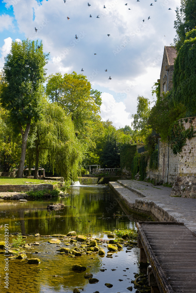 Fototapeta premium view on the medieval city of Moret sur Loing