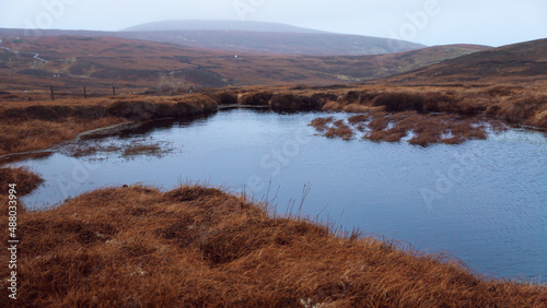 Fototapeta Naklejka Na Ścianę i Meble -  lake in the mountains in shetland