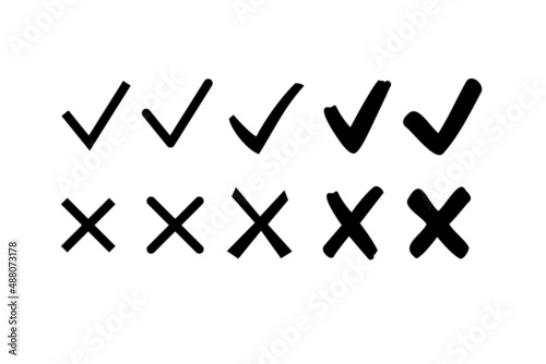 Check mark and cross symbols in flat styles