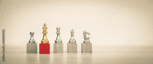 Photographie Close-up king chess bishop and knight standing teamwork concepts of business team and leadership strategy and organization risk management or team player
