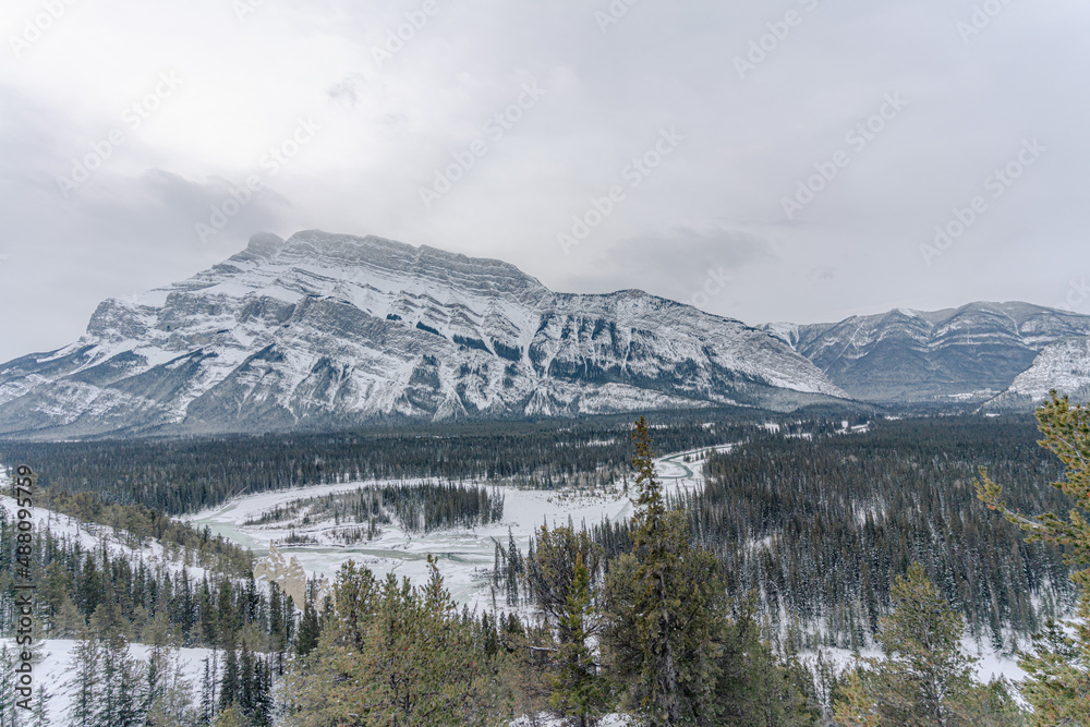 Mountain view range in Banff national park alberta