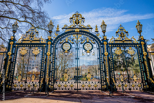La grande porte du parc de la tête d'or de Lyon